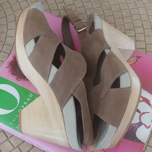 EARTHIES SUEDE WEDGE - Picture 5 of 6